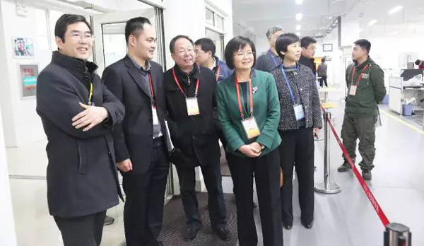 https://mmbiz.qlogo.cn/mmbiz_jpg/zSGco1UATOWSp4dgvcFFN7ohyqGAGiawzHQAfvBE4VebXFWqknTEqLiaoGt2vfibY0YuUVu34wFj9erD9efEZBcUg/640?wx_fmt=jpeg